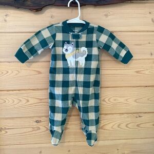 Carters husky sleepers size 3 months